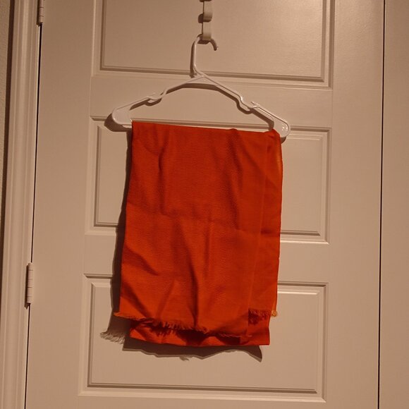 Wool thin thread woven scarf - Picture 2 of 3